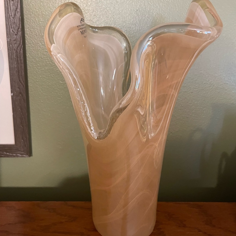Murano-like Cream and Tan 10inch Swirl Vase